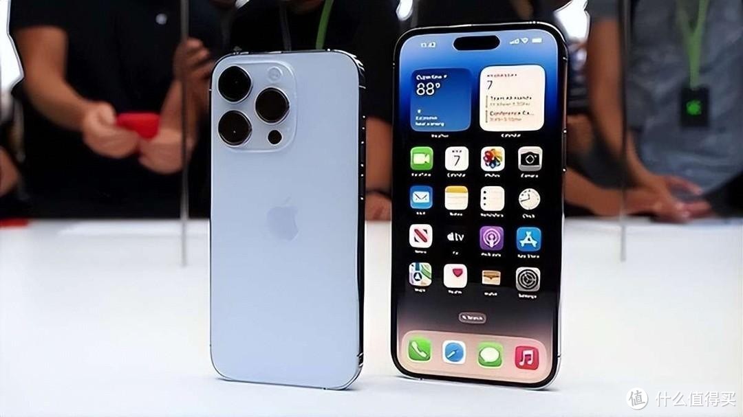 苹果再放价，iPhone 15 Pro跌价2000元，旗舰机亲民价！