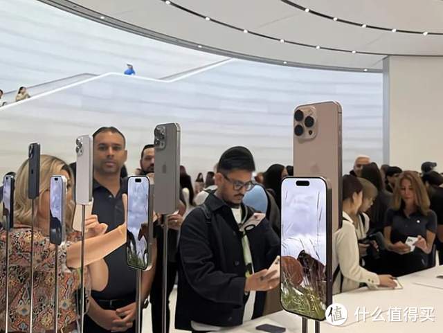 印度外长：印度产iPhone16供全球，苹果：不供应给中国