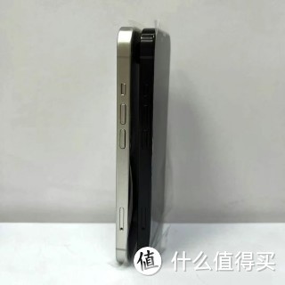 iPhone SE4真机曝光，比标准版更诱人？