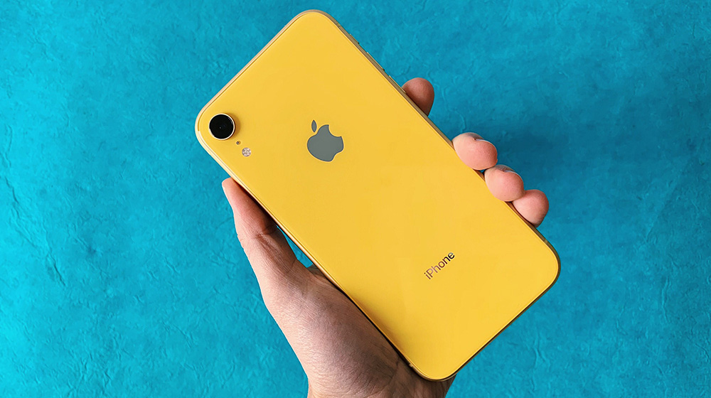 iPhone XR 收到语音消息手机假死黑屏怎么办？可以保修吗？