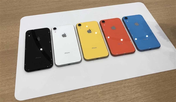 iPhone XR换屏、换电池等费用需要多少钱？